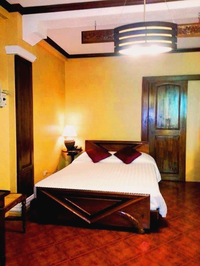 True Home Hotel Balabag  Екстериор снимка
